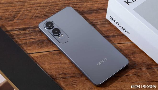 OPPO直接“亮剑”12GB+512GB才卖1011元5500mAh+80W快充(图2)