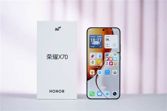 千元机“内卷”：荣耀用“抗摔+防水+续航”铁三角碾压同级竞品(图4)